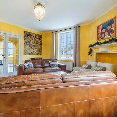 Villa Karaktervolle Familie 12p - Ruim En Vlak Bij Strand *