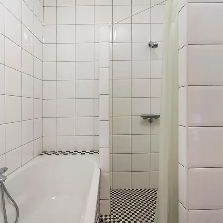 Karaktervolle Familie 12p - Ruim En Vlak Bij Strand Villa