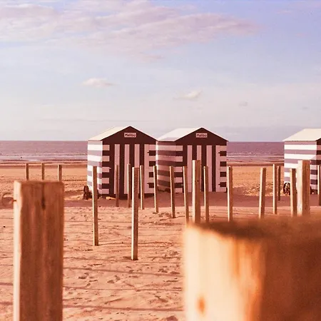 Karaktervolle Familie 12p - Ruim En Vlak Bij Strand * Koksijde